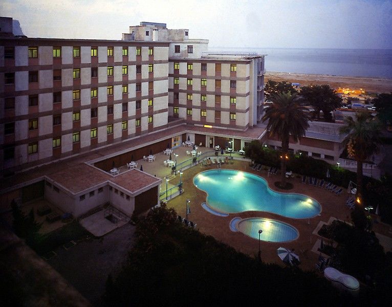 เอ็นเฮทปาเลอโม Hotel ปาแลร์โม ภายนอก รูปภาพ